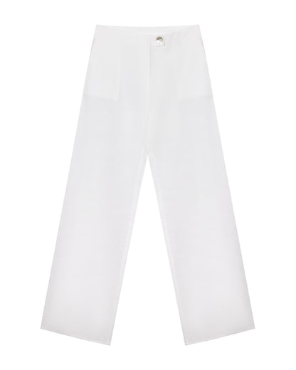 004 Vila in White