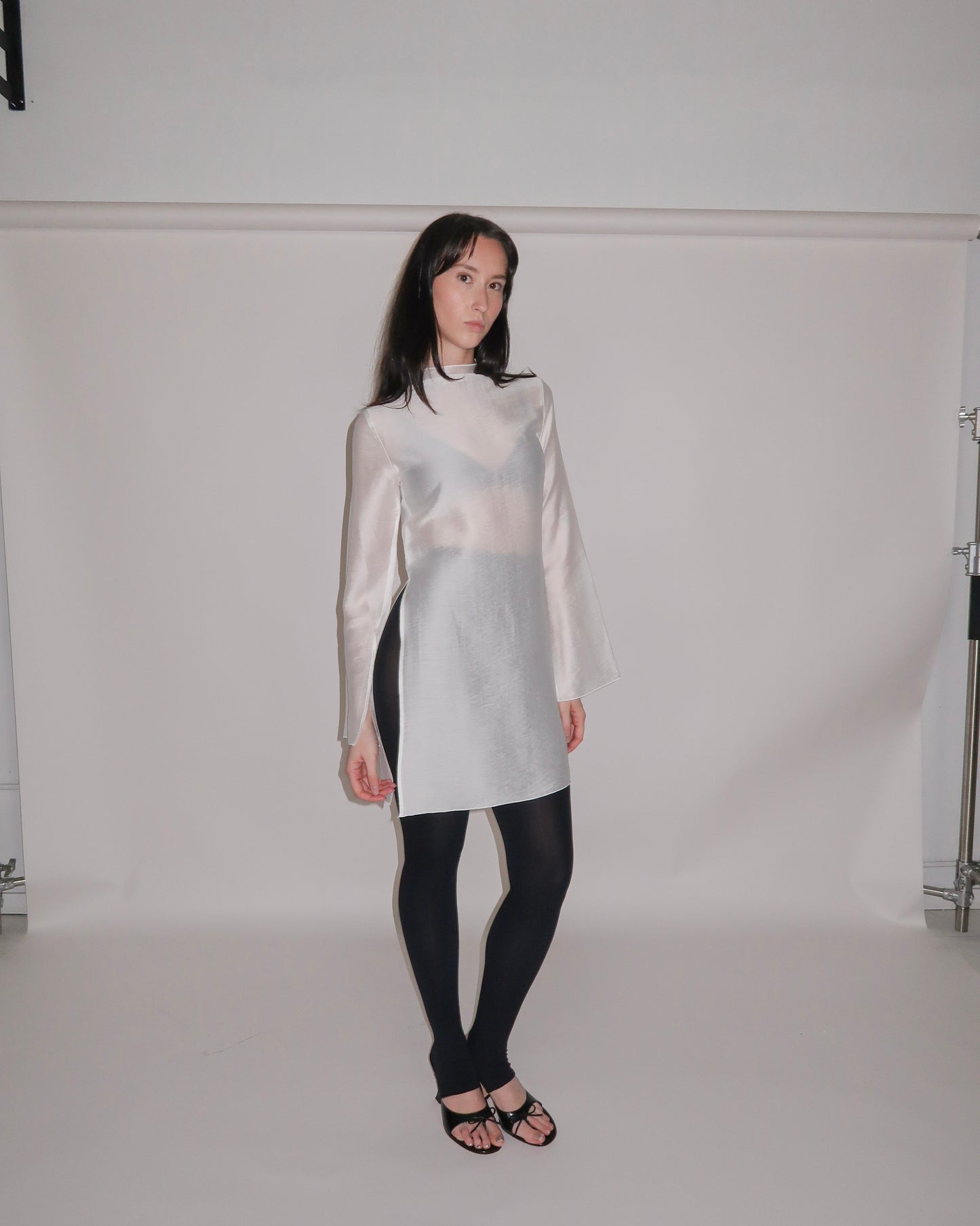 003 Teuta in White